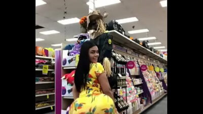 Brunette Dancing Twerking 400x225 adult video thumbnail